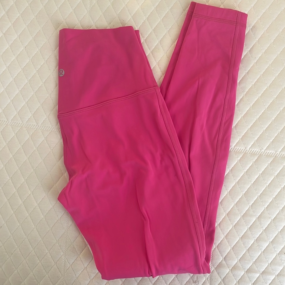 NWOT Sonic Pink Align Leggings size 6 🩷